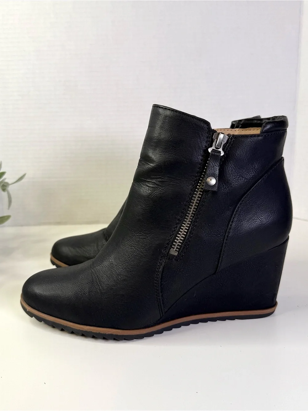 SOUL Naturalizer Haley Boot Women's Black Wedge Ankle Booties with Side Zip